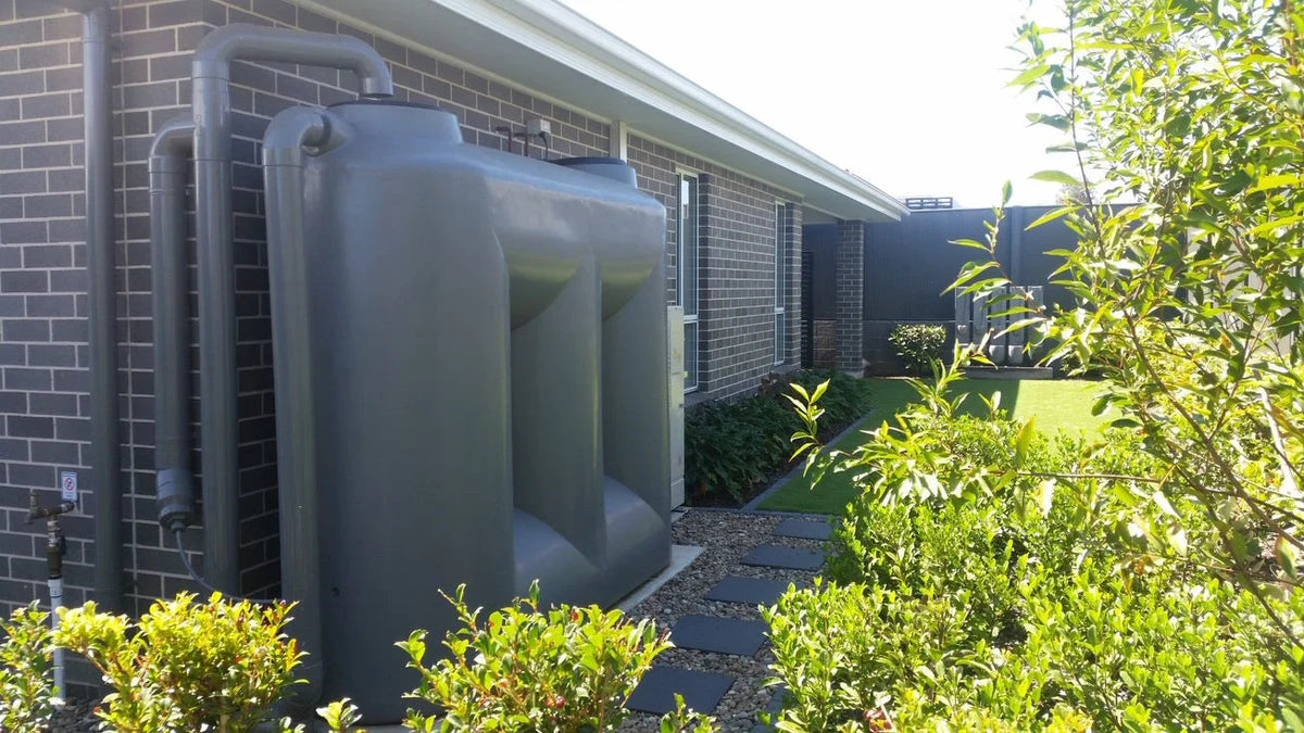 3,000L Slimline Poly Rainwater Tank | Clark Tanks
